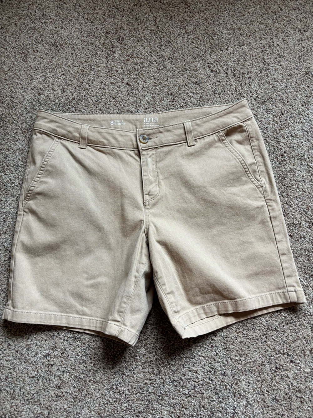 a.n.a Women's Beige Tan Chino Shorts